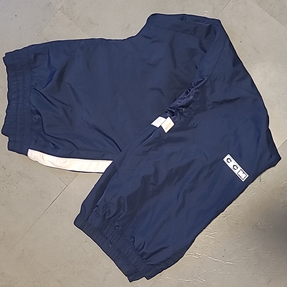 Mens CCM Activewear windbreaker pants - Picture 3 of 3